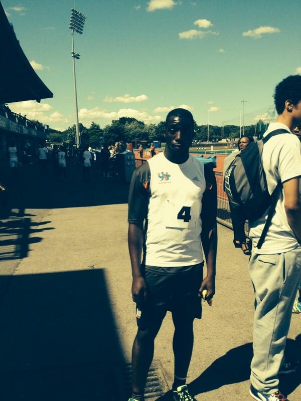 Fionad11's tweet photo. @Capital__City . 11.6 sec for Kingsley in the heat. (2nd) http://t.co/pdF2ms6MOs
