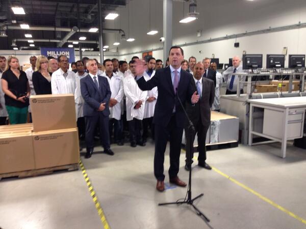 SeanTMallen's tweet photo. .@timhudak says middle managers will be losing jobs under #ONPC govt, not frontline TAs, social workers. #ONVote http://t.co/zJlnFWKvoi