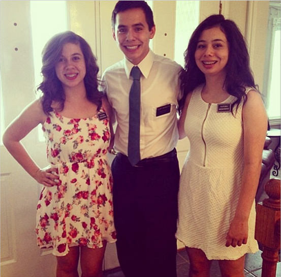 DavidArchieVzla's tweet photo. #EN @DavidArchie with his sisters! - #ES ¡David con sus hermanas! http://t.co/lVbsOfkwnh