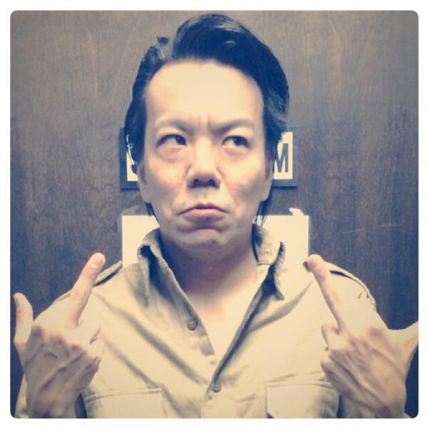 ジン Twitterissa ムードの日でした 本日はサイドバックリーゼントスタイル ベテランのロックンロールバンドの人みたいになったｗ Http T Co Bfkqjnojgq