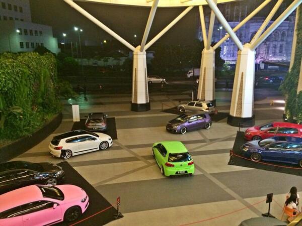 VolksWagenCrows's tweet photo. #Colorful #Volkswagen #Golf #Scirocco #GTi #TSI #R-line http://t.co/uH88Bfz7ix