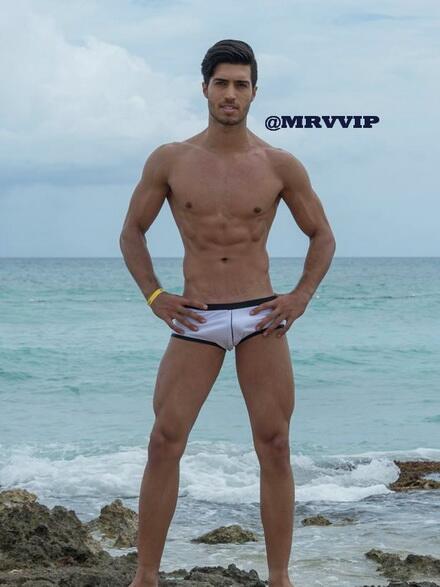 mrvvip's tweet photo. #MenUniverseModel2014 Mexico. Another big bulged! http://t.co/FcoQGkYo9r