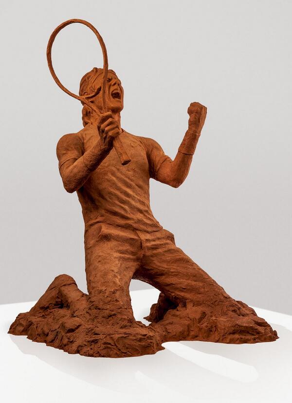 Nike crafts Rafael Nadal statue from French Open clay (Video)