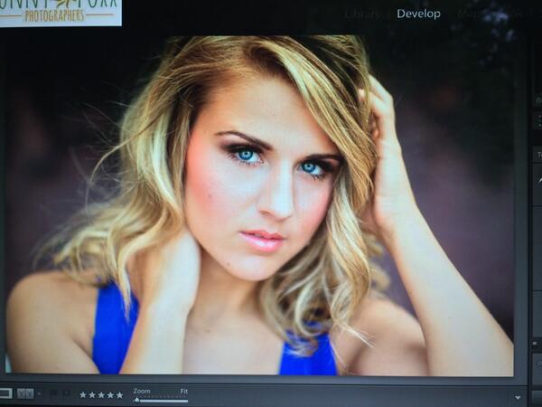 SunnyFoxxPhoto's tweet image. You&apos;re killin me mad dog! #editingproblems #sunnyfoxxsenior