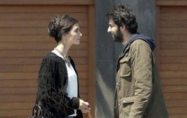 Грязные деньги и любовь финал. Грязные деньги и любовь финал. Элиф грязные деньги и любовь. Элиф грязные деньги. Грязные деньги и любовь турецкий сериал.