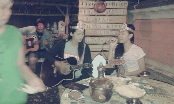 :D serasa anak kecil