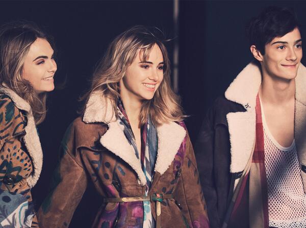 Sparsommelig Jobtilbud Banquet Burberry on Twitter: ".@CaraDelevingne, @SukiWaterhouse and Oli Green on  the set of the new @Burberry Prorsum campaign http://t.co/2rufhtO8B1"