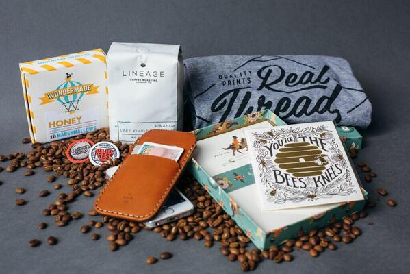 nucci0711's tweet photo. @realthread gives away a lot of awesome stuff. why? because #RealThreadLovesYou http://t.co/QtGxOPhnjP