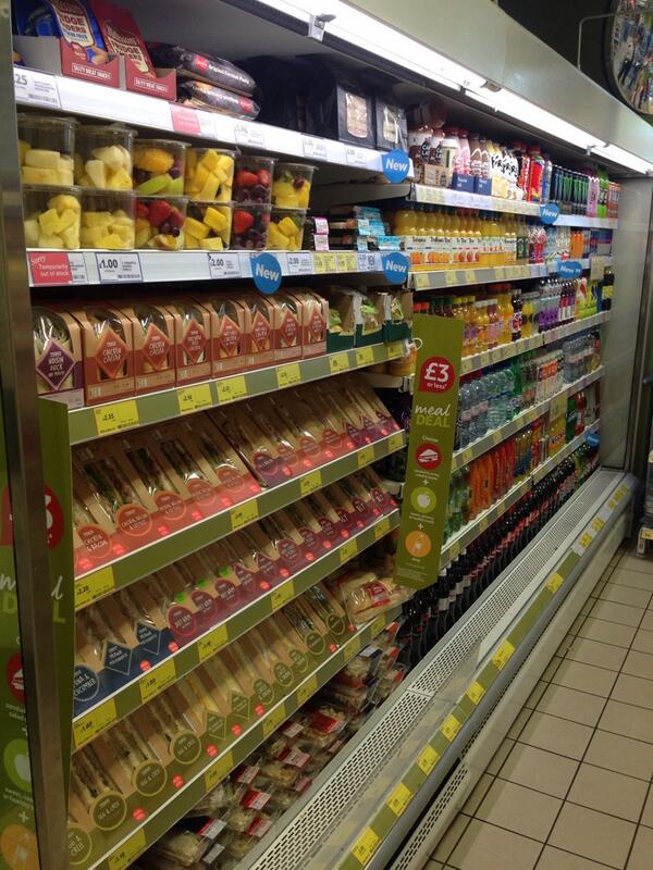 BeaumontExpress's tweet photo. £3 meal deal, Great Availability and great products!! @uktescooffers @PrideInExpress #plymouth http://t.co/FjuPYivjfm