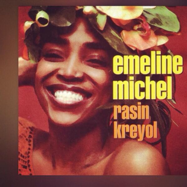 Pauline_Campos's tweet photo. 20 min on the elliptical is kind of awesome with my #multiculti playlist from #blogher13. @anandaleeke @justdwana http://t.co/aaKybV7NJ9