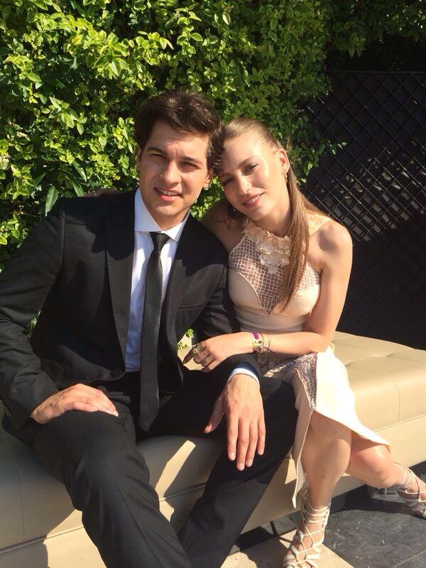 eceyorenc's tweet photo. Bu hafta, sezon finalinde, olaylar olaylar #medcezir http://t.co/jxaGAHm7Qs