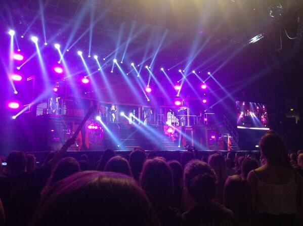 amy_jls33's tweet photo. @LittleMix yous were unreal in Belfast last night, you's definitely need to come back soon❤️❤️ http://t.co/DPZ0NX5rzd