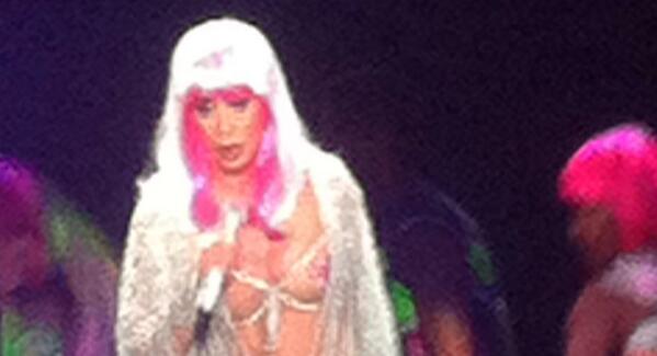bsammy2010's tweet photo. @_slowdownsugar @cher http://t.co/LamMMkR7jR