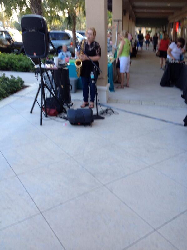 PompanoBeachOMG's tweet photo. This was fun... UNCORKED! @PompanoCRA @ILovePompano @NPNtv http://t.co/ytn9HoY5sf