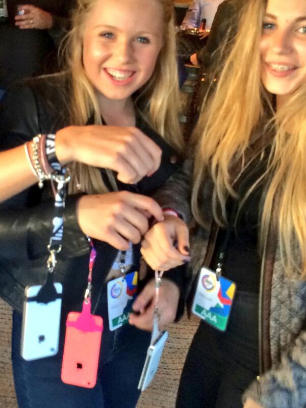 RufusCarter's tweet image. Ultimate backstage accessory the brand new @mybunjee Wristee #RaveSafe #PhoneSafe #Festival