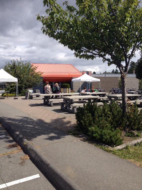 Red Barn Market On Twitter Setting Up For The 11 30 Bbq At