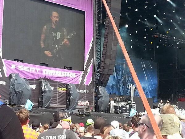 BiggiCMFT's tweet photo. @matthewkheafy @rar2014 @Trivium The whole performance was kickass. I enjoyed every f* minute. tytyty http://t.co/XlgemU7qnJ