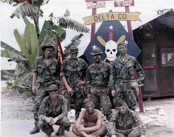 FallenSpecOps's tweet photo. Vietnam veterans Day

'70 1st Recon. Fuckstarting Charlie's faces in the jungle &amp; walkin out with jewelry &amp; keepsakes http://t.co/Phuy7ERMlp