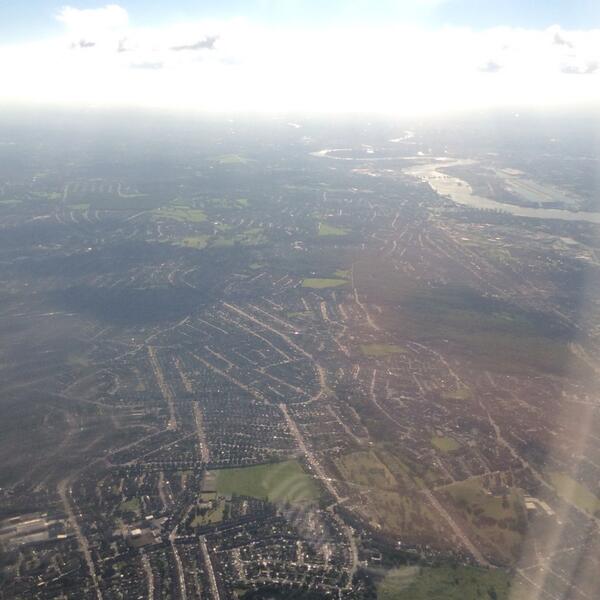 bofagaz's tweet image. Lovely evening flying into London City for conference at Threadneedle St on wed #ADconference. Always great day