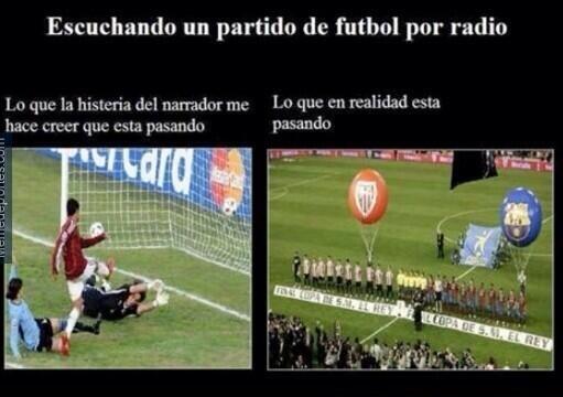 CuriosodeFutbol's tweet photo. Escuchando un partido por la radio.
#TrueStory http://t.co/dpaW4v6T1l