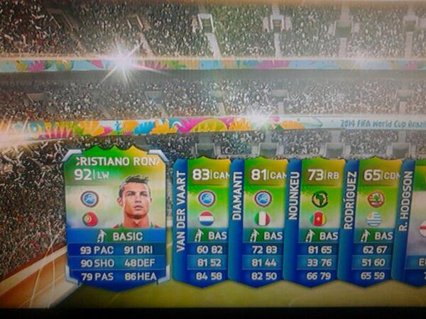 jayfla92's tweet photo. Brother told me buy a pack thank fuck i listened #FUTWC http://t.co/TjzVXw8SHB