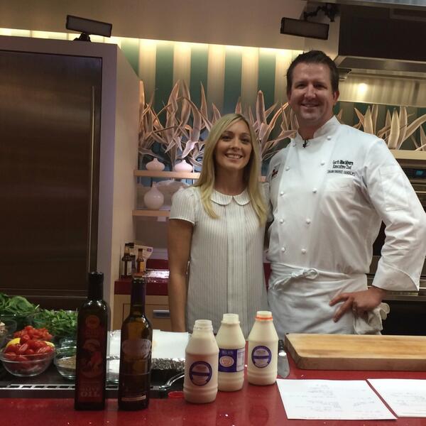 AmberDietrich's tweet image. On the set with @garth_blackburn at @subzerowolf #tastetexas #cooking #artizonefoods