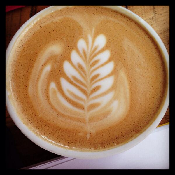 BriNRobinson's tweet photo. Delicious coffee while studying in the rain #comps #boards #frothymonkey http://t.co/WFiVvSEegA