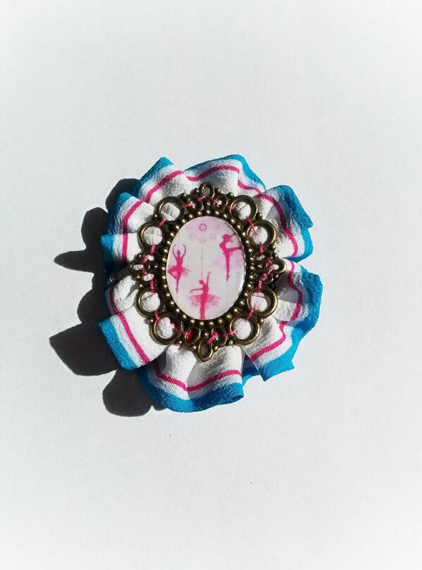 ymmcontigo's tweet photo. Ya está en marcha la colección verano 2014! Os avanzo uno de mis #broches preferidos http://t.co/dCgij8d1R2