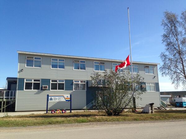RCMP detachment's flag in Inuvik flies at half mast. #cbcnorth