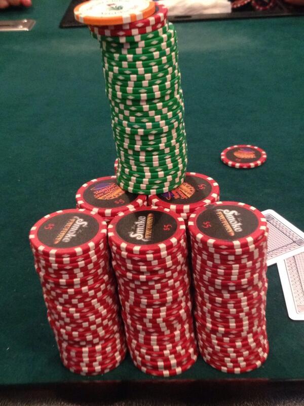 Ndam8907's tweet photo. Stacking chips right now in 5-5rotation http://t.co/XV2U2nrHsP