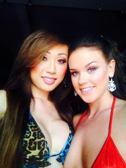 Shot a hot scene with @VenusLux today :-) got a really big cumshot facial. http://t.co/P156mjBpmH<a class="tags" href="/tag/venuslux">@venuslux</a>