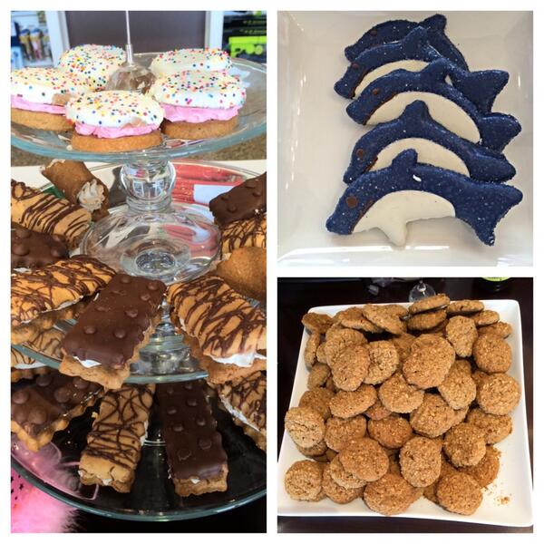 WoofGang_Fay's tweet photo. Great pastries, iced cookies and even bacon-cheese crackers for your favorite dogs! #woofgang #summerfun #bakedgoods http://t.co/hSHzhmlpin