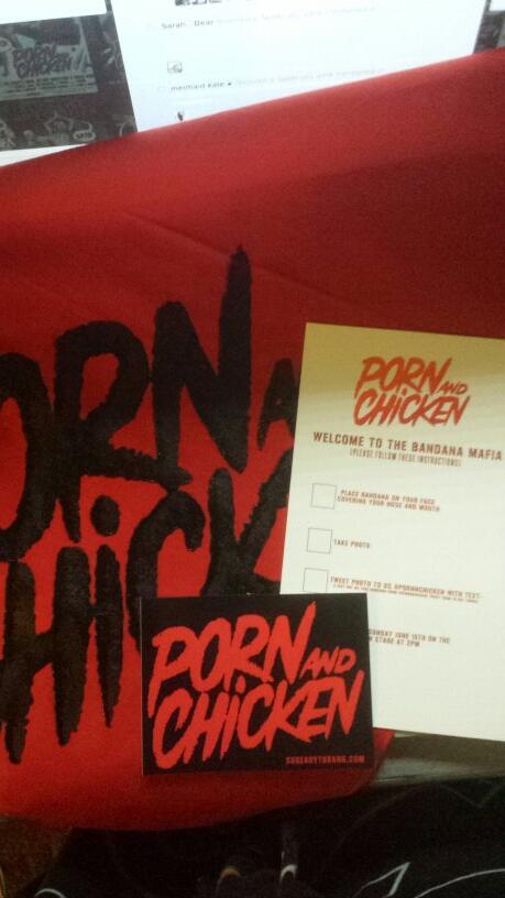 ChicagoJR's tweet image. "@pornNchicken: Tweet, follow and tell ur friends to join the #bandanamafia. Then send us ur address. http://t.co/ys8WviFeKA"