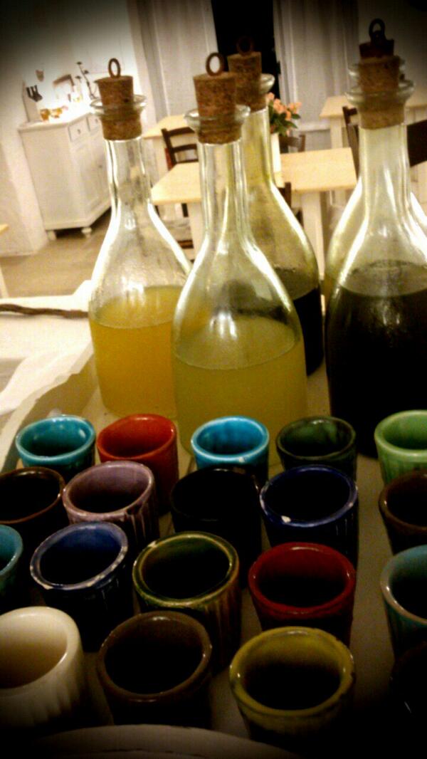 Foodography2012's tweet image. Limoncello, mandarinetto, bergamotto, rosmarino o alloro? 
#Puglia Masseria Garrappa - Monopoli