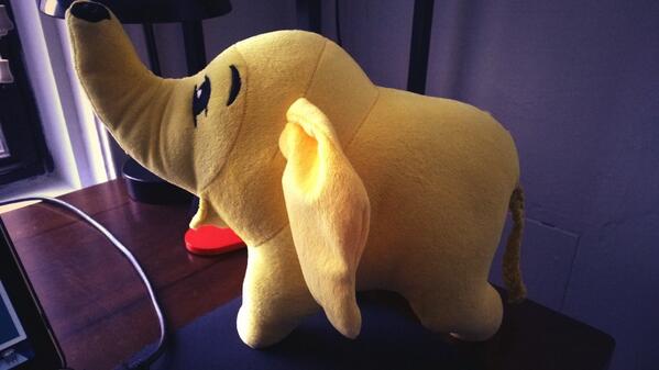 gurumedasani's tweet image. @dirkhain @cutting got my #hadoopelephant today