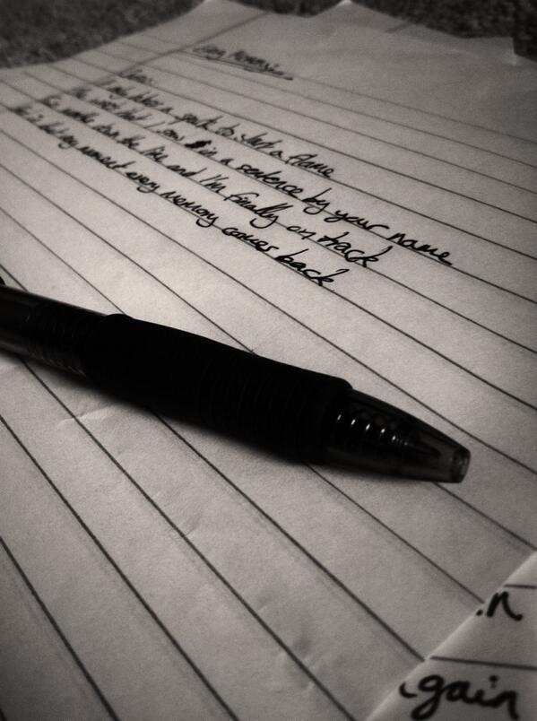 KathrynAnderson's tweet image. On a roll today😜💃 here's an exclusive preview of another new song I'm working on! #everymemory #staytuned