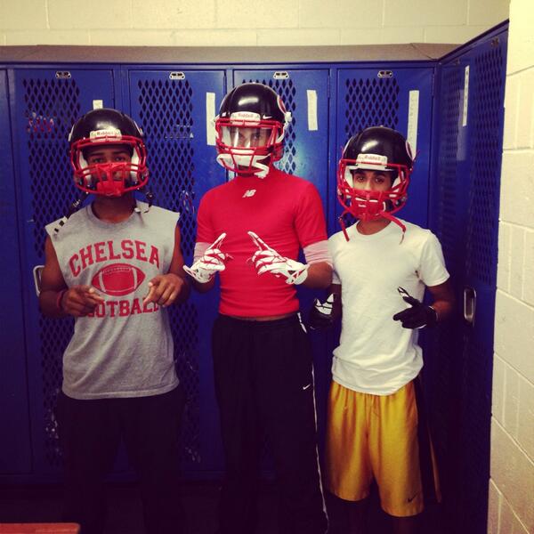 Gotnewoneeeeee's tweet image. Man it&apos;s a scary sight when these 3 are around just grinding each and everyday till the season comes #MC1 #KD4 #FM5🏈🔥