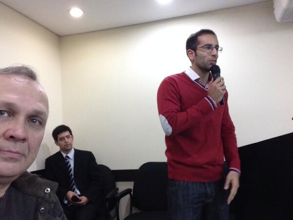 <a href="/TotoGonzalez/">Toto Gonzalez</a> disertando en La Católica ¡que nivel!