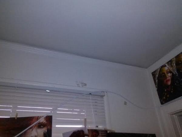 audreya7X's tweet image. @comcast I had to pay comcast $60 for their comcast tech to rewire my cable connection. Really!! #comcast #comcrap