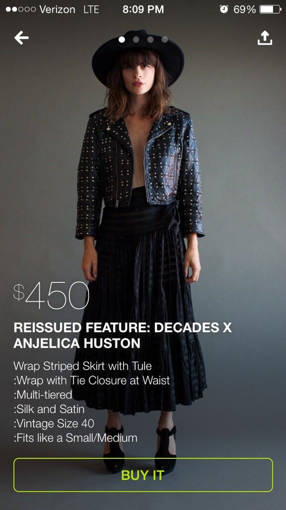 RunwayRiot tweet media