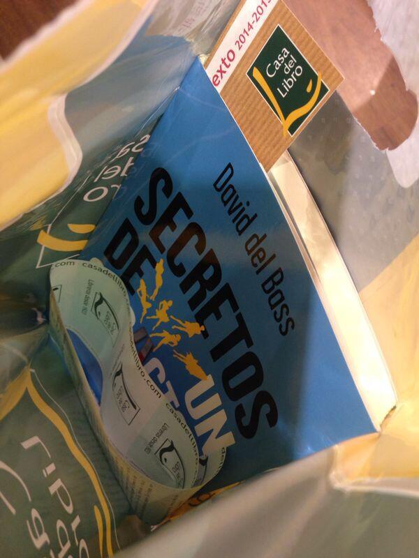 libroSDUS's tweet image. Alguien acaba de hacerse con SECRETOS DE UN SEDUCTOR para tener más éxito estas vacaciones!