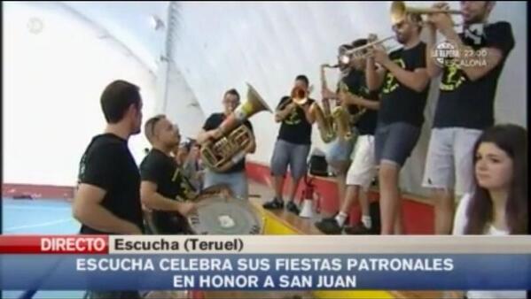 Anoche acabamos las fiestas de San Juan de #Escucha. Gracias a la comisión por confiar en nosotros para sus fiestas!!