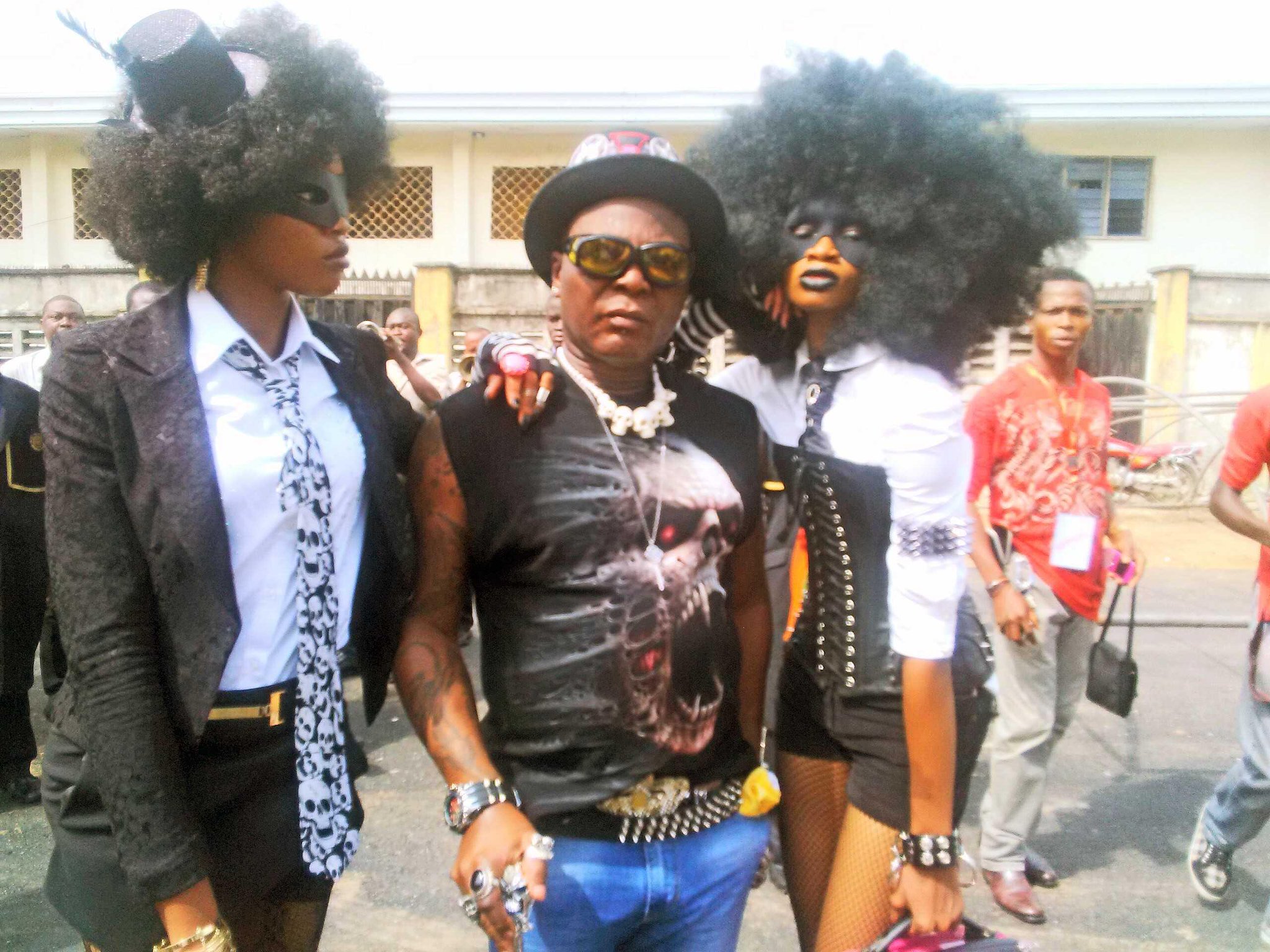 Embedded image permalink