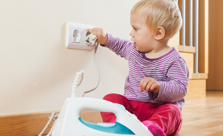 Unmissable tips: baby &amp; toddler-proofing your home during #ChildSafetyWeek - bit.ly/1jNKtdT via <a href="/MadeForMums/">madeformums</a>