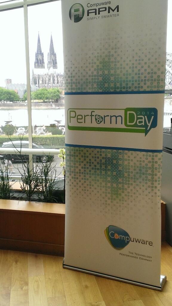 JacBangert's tweet image. Interessante Kundenvorträge und reges Networking beim #Compuware #apmPerform Day in Köln.