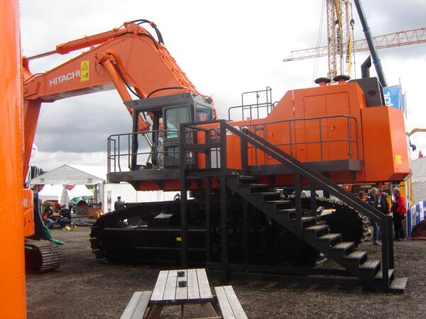 Carentusiast's tweet image. @HitachiCME Hitachi EX 1200.