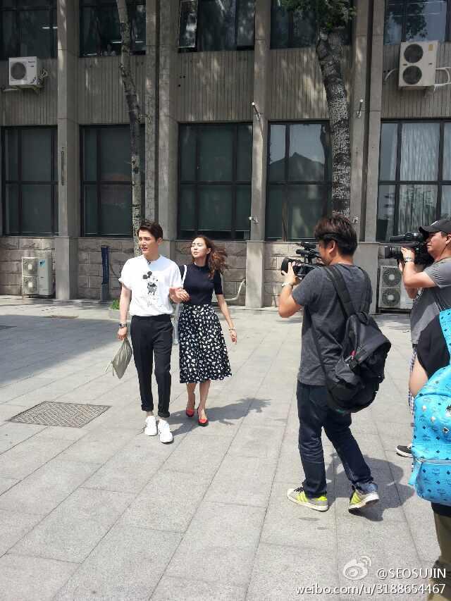 Bq-_-ogCQAAl-5d.jpg:large