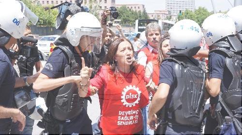 Devrimci Sağlık İş tweet media