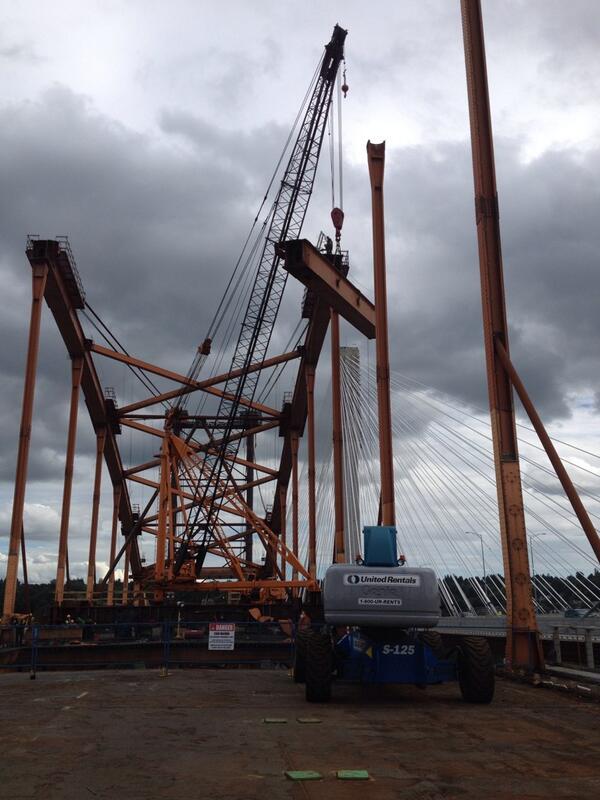 C_HeavenorGolf's tweet image. @chrisgailus @GlobalBC We're just ironworkers doing our job. #local97 #portmann