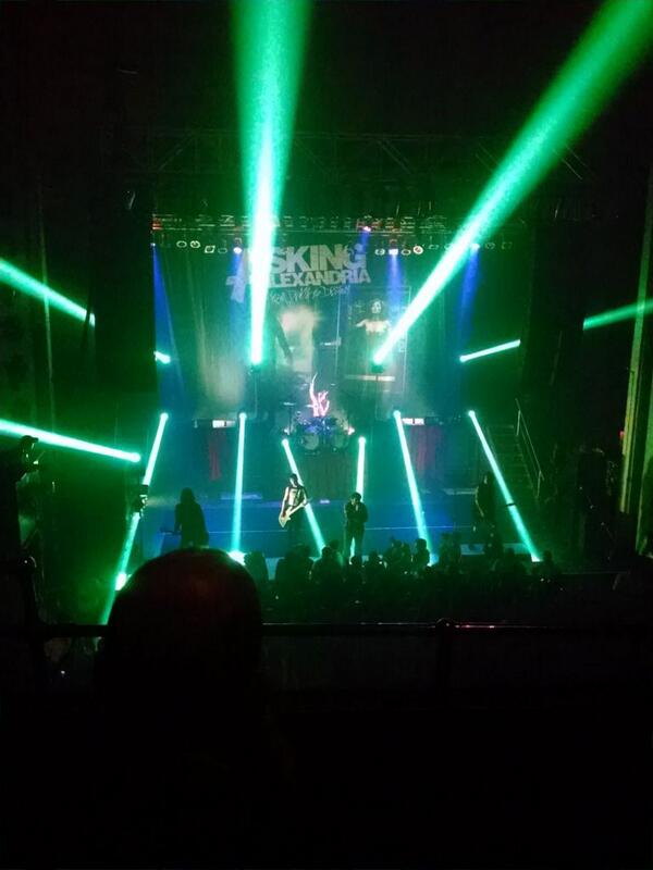 dunni_ep3's tweet image. I couldn't have asked for a better picture!! @James_Cassells that was perfect timing!
#AskingAlexandria